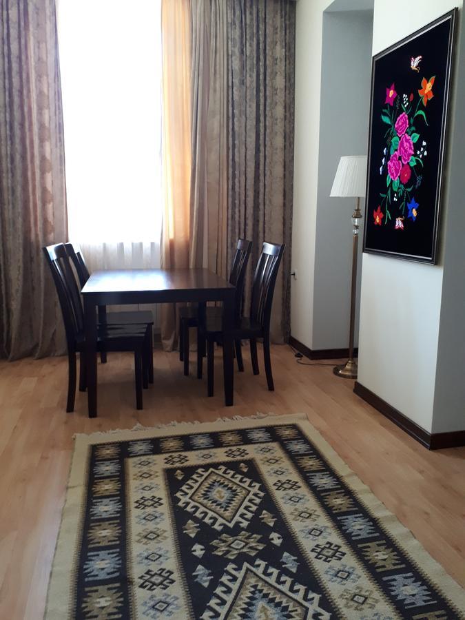 Kok-Art Hotel Jalal-Abad Luaran gambar