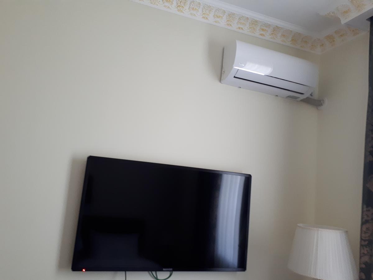 Kok-Art Hotel Jalal-Abad Luaran gambar
